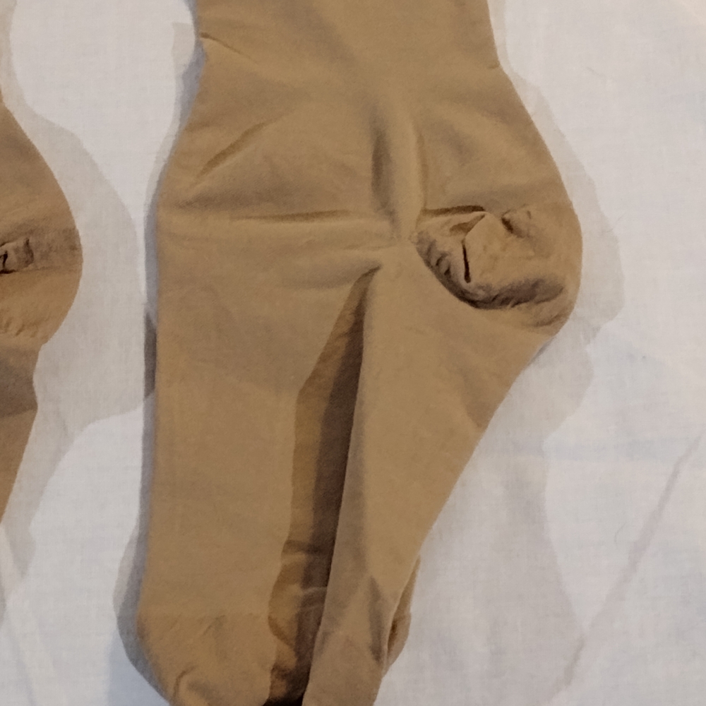JOBST Medical LegWear UltraSheer Stockings - Beige - Picture 9 of 10